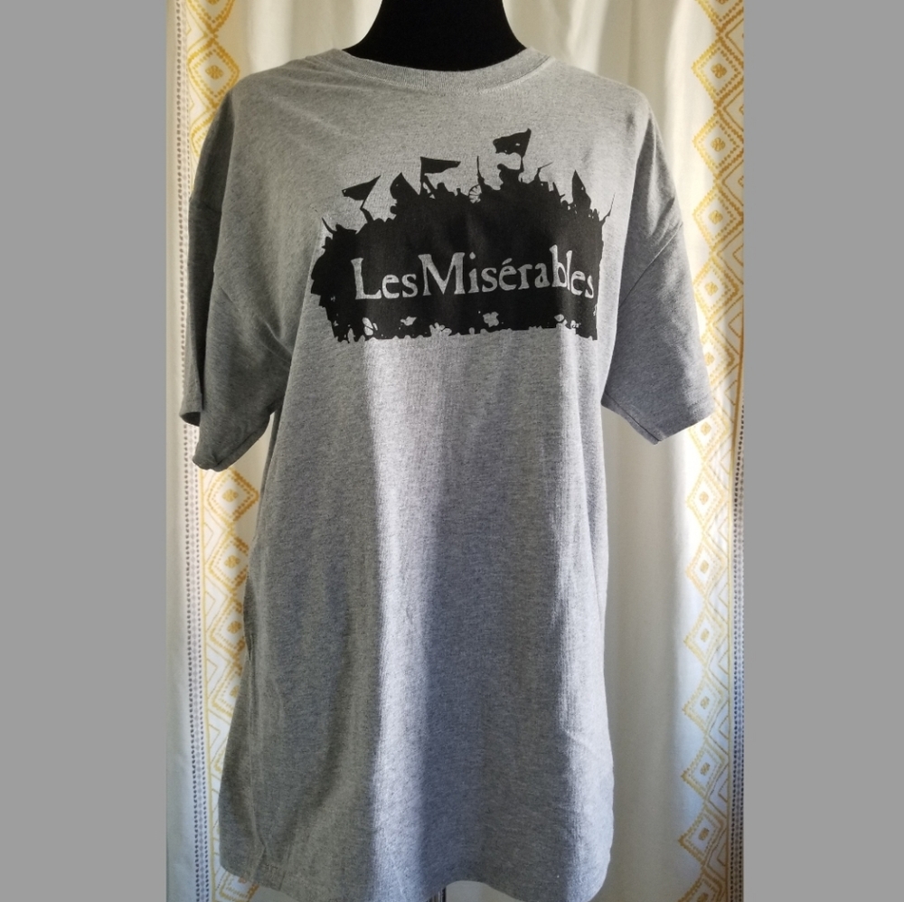 NWOT/Les Miserables T shirt XL